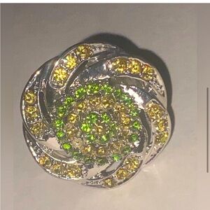 VTG Floral Peridot Citrine Silver Round Brilliant Cut Rhinestone Flower Ring OS